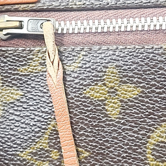 Louis Vuitton Leather Clutch Bag
